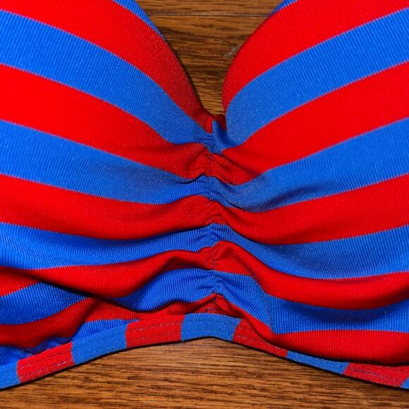 NWT Gianni Bini Molded Cup Halter Red Blue Stripe Bikini Top Size Large - Picture 4 of 11